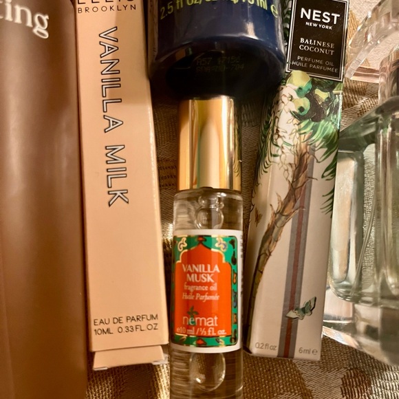 Scent-sational bundle of brand name scents - Picture 7 of 9